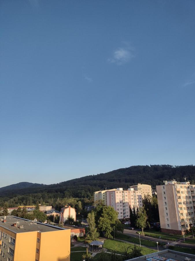 Apartmens Kv Карловы Вары Экстерьер фото