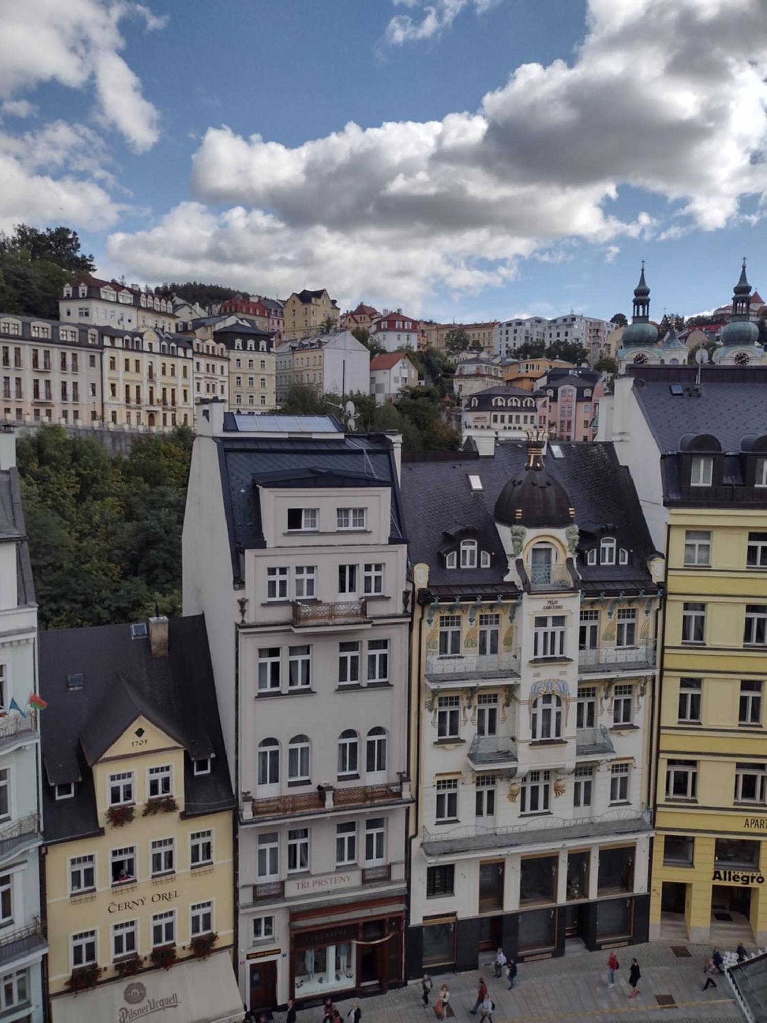 Apartmens Kv Карловы Вары Экстерьер фото