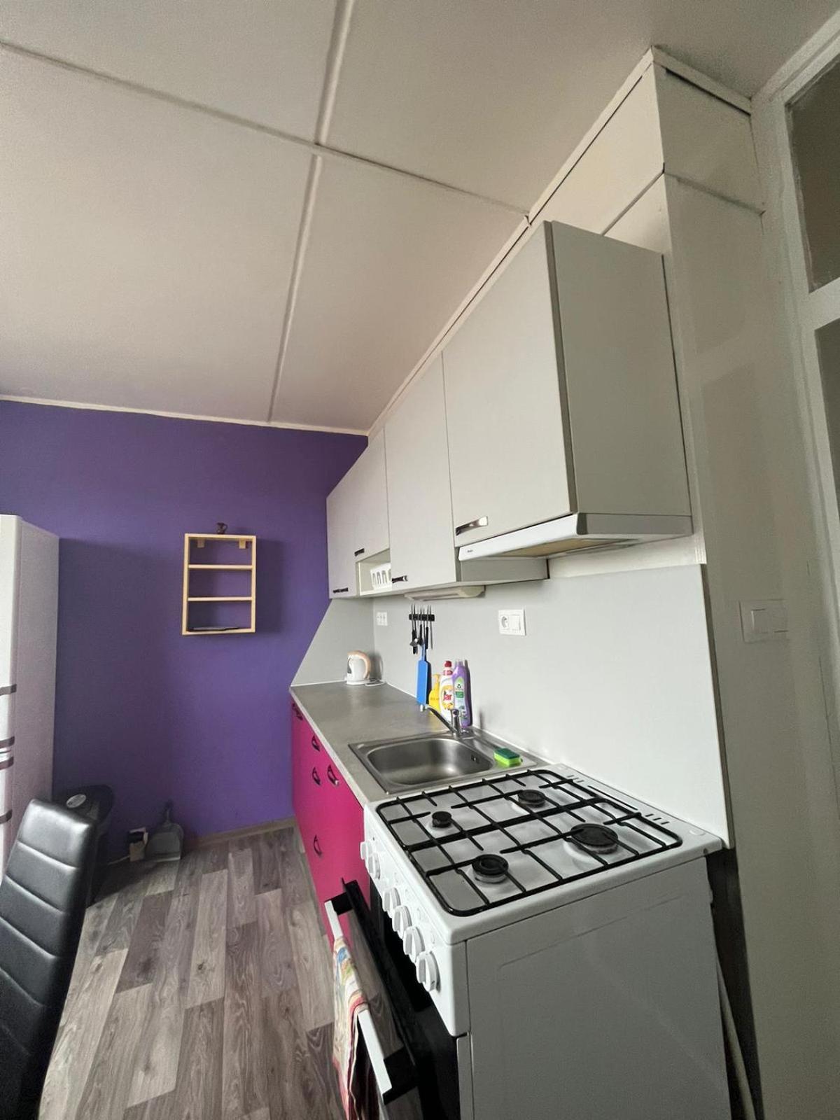 Apartmens Kv Карловы Вары Экстерьер фото