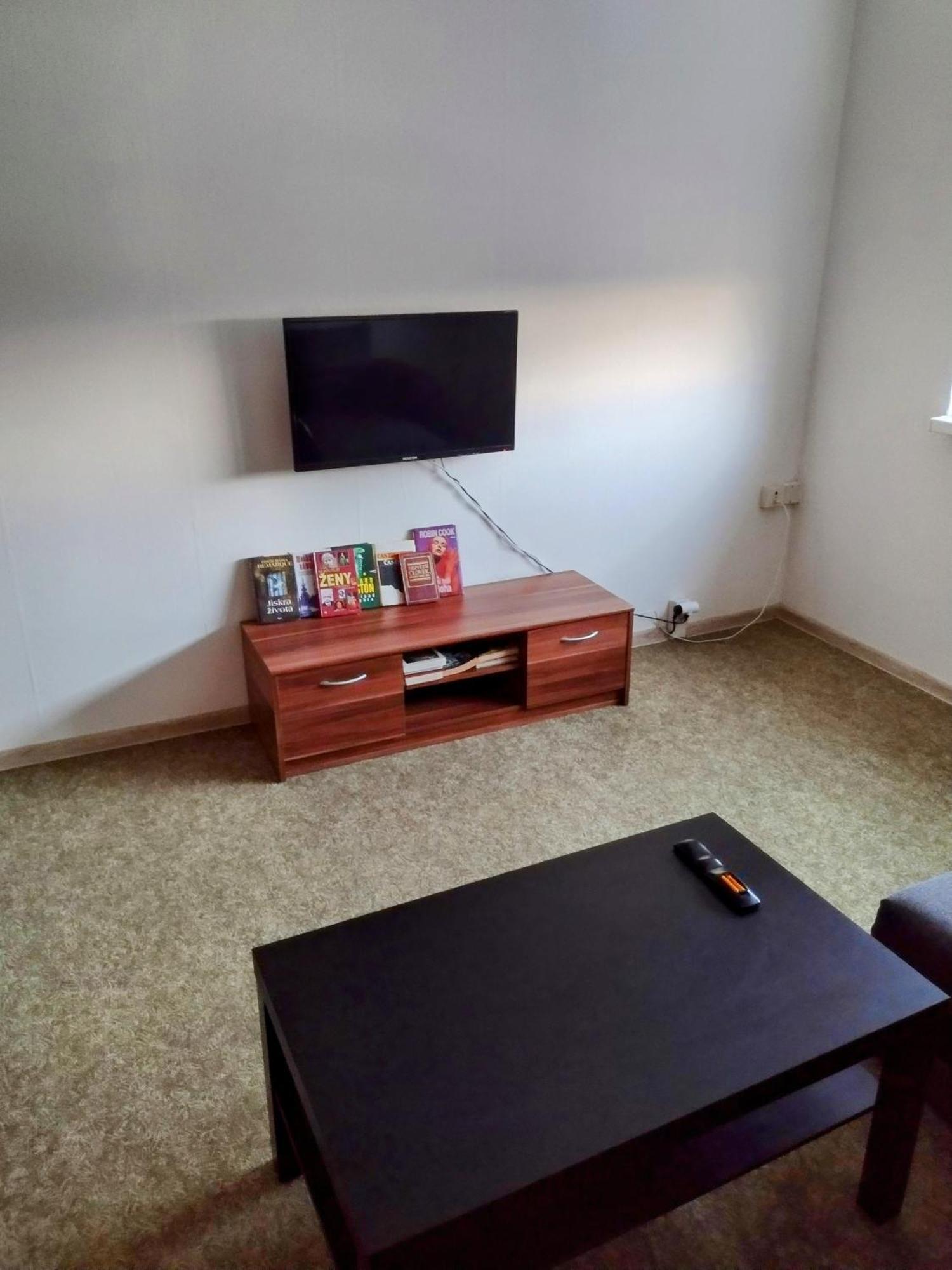 Apartmens Kv Карловы Вары Экстерьер фото